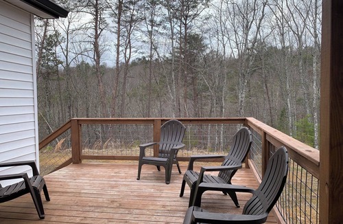 Ringgold House | Secluded Getaway, 5-Bedroom home in Ringgold, GA