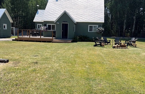 Fort Klamath House | Secluded Hidden Gem Mazama House near Crater Lake