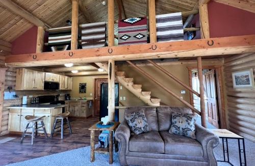 Ennis House | Secluded Montana Cabin with Stunning Madison River Valley Views, Near Ennis, MT