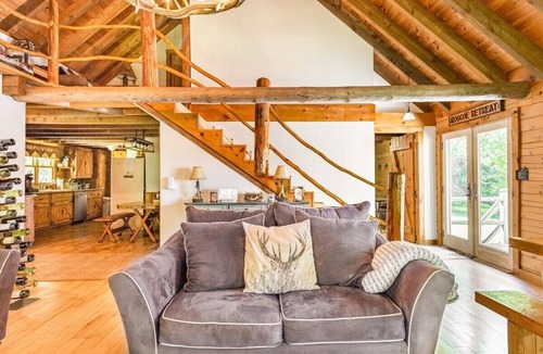 Town of Colchester Cabin | Secluded Mountain top