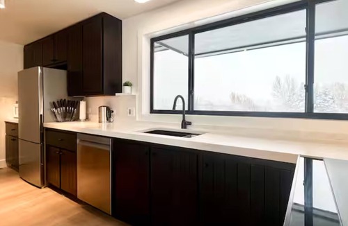 Wilson House | Secluded Mountain View Getaway Near Jackson Hole - BBQ, Patio, Wildlife !