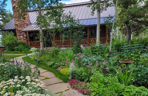 Jackson Hole House | Secluded mountain-view home with large deck, hot tub & fireplace - dog-friendly
