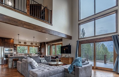 Martin City House | Secluded River Retreat 8 minutes from West Entrance to Glacier National Park.