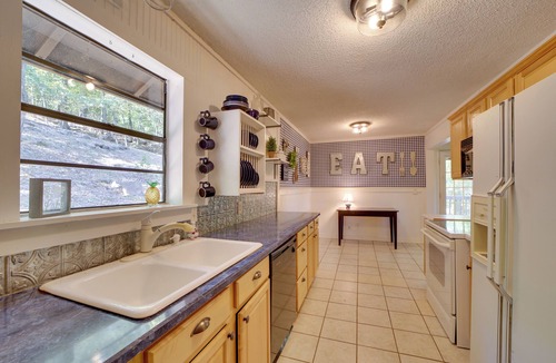 Vian Cabin | Secluded Vian Retreat Close to Tenkiller Lake