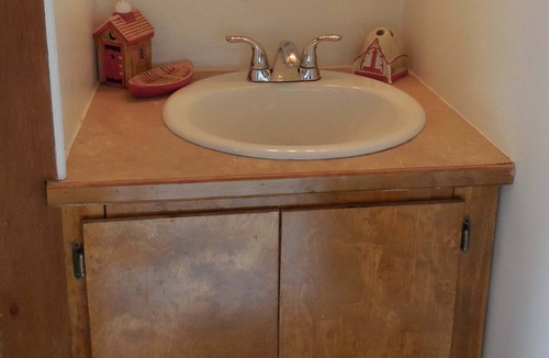 Emigrant Cabin | Secluded Yellowstone Country Cabin, 20 min. from Yellowstone wi-fi