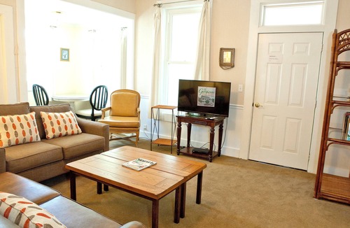 Savannah Beach Cottage | Second-Floor Suite w/Covered Porches & Full Kitchen - Steps from Dining & Shops