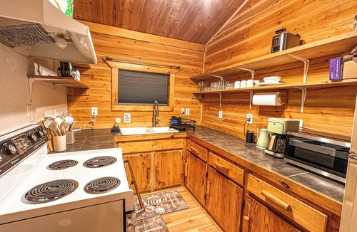 Fairbanks Cabin | Serene 1-bedroom cabin in Fairbanks perfect for a cozy getaway