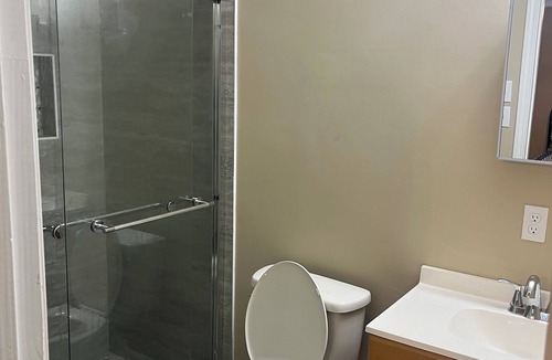 Prien Apartment | Serene corporate apartment with AC in Lake Charles close to casinos and plants.