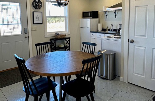 Custer Cabin | Serene country setting with views of the Black Hills.