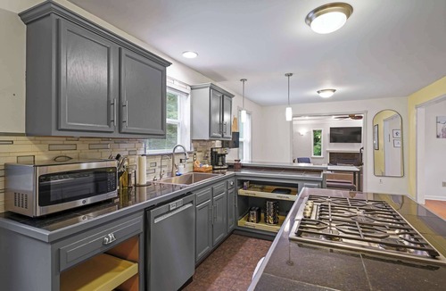 Schuylerville House | Serene Poolside Retreat | 4 Bed, 2 Bath | Near Saratoga