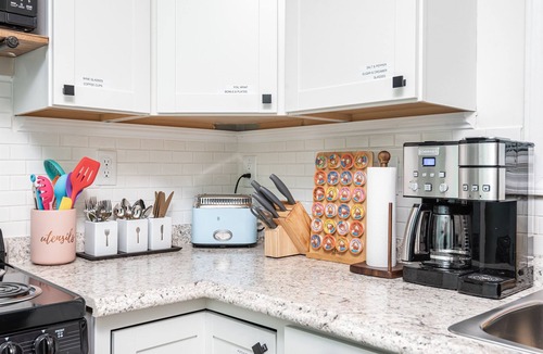 Rock Hill Cottage | Serene & Quiet Cottage | Office | 5 Min to RH