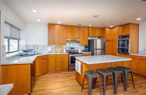 Kaweah House | Serene Riverfront Home · Hot Tub + Private River Access – Just 150 Yards Away