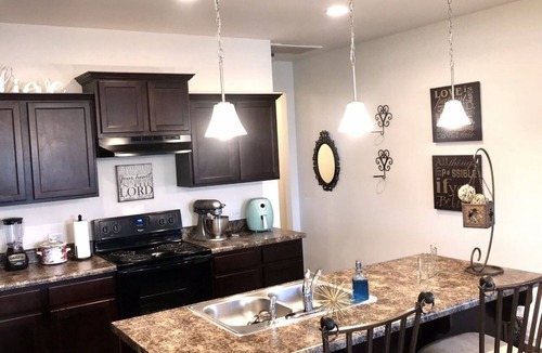 Midland House | Serenity at its best! Minutes away from Uptown Charlotte!