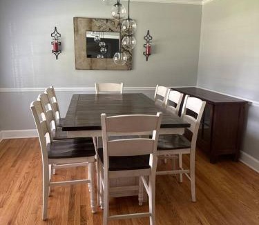 Clayton House | Serenity House-Walk Downtown-Oversize Driveway-2 Living Rooms-Large Yard
