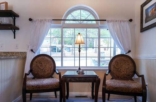 Elk House | Serenity Lodge - big house on the lake for family gatherings