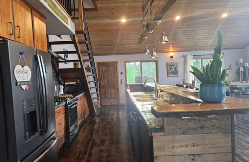 Coram House | Seville Lane Retreat – Cozy 3 Bedroom Home Near Glacier National Park