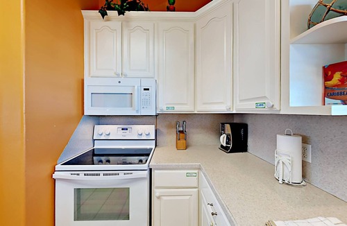 Port Aransas House | Shared Pool, Boardwalk to Beach and Golf Cart Included, Pet Friendly