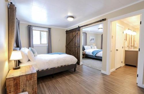 West Yellowstone House | Shepherd Family Retreats- Fox