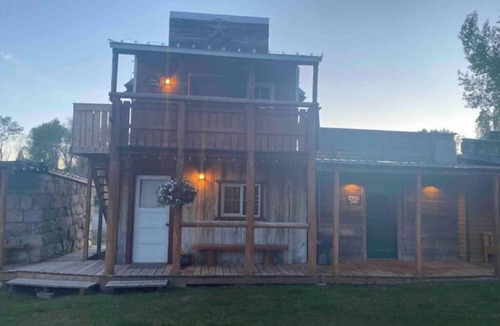 Idaho Falls Apartment | Sheriff's Office Cabin At Mountain River Ranch