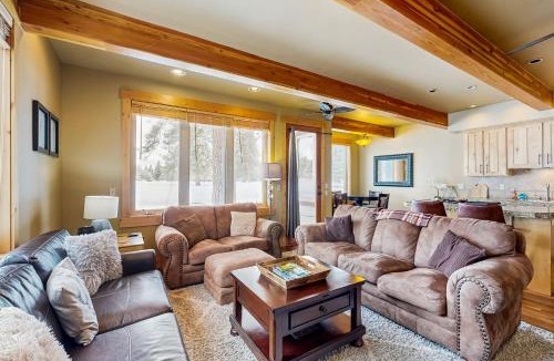 McCall House | Shiner Creek Retreat