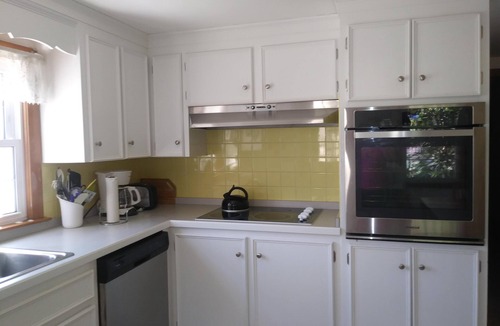 Dennis Port House | Short stroll to public and private beaches, cottage in Dennisport