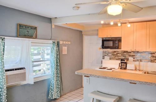 Ilexhurst Apartment | Shortboard