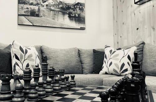 Bellevue Hotel | Silver Creek Hotel
