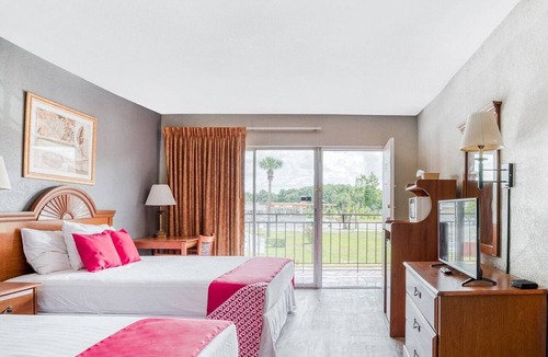 Silver Springs Apartment | Silver Springs FL|2 Queen Bed
