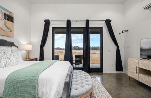 Stonewall House | Silverstone Casita at Featherstone Ranch