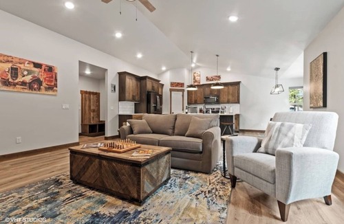 Seeley Lake House | Silvertip Trailhead 2 A newly built home awaits