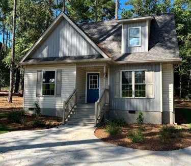 Seneca House | Singing Pines