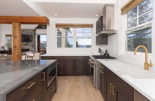Saddle Ridge Condo | Ski-In/Ski-Out 3 Bedroom Moonlight Basin