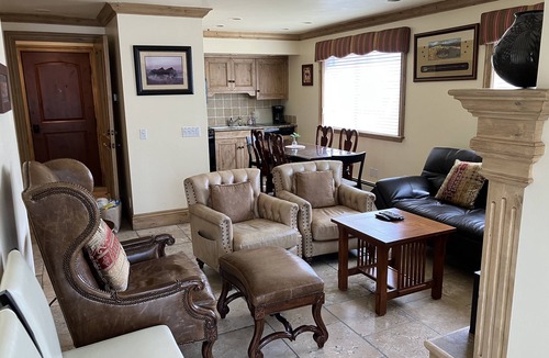North Park City Condo | Ski-in/Ski-out BEST LOCATION @ Park City Resort Base (25 yds to Payday Lift)