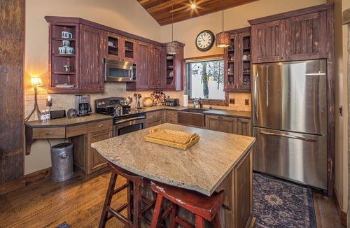 Big Horn House | Ski-in/Ski-out condo just steps to the Bear Back Poma Lift | Big Horn Ski-in/Ski-out