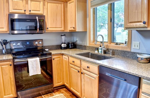 Big Horn Condo | Ski In/Ski out - Great Location in Big Sky Mountain Village