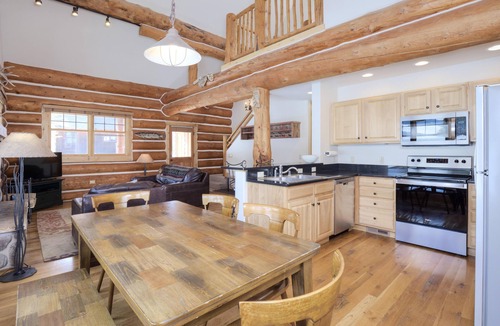 Big Sky Cabin | Ski-In/Ski-Out Powder Ridge Cabin In Beautiful Big Sky