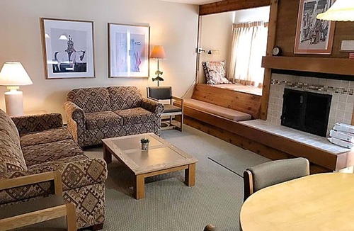 Teton Pines Condo | Ski Retreat Close to Jackson Hole Mountain Resort!