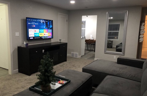 Sioux Falls Apartment | Skots Villa Upper East. Centrally located near Sanford Medical Center & Midco.
