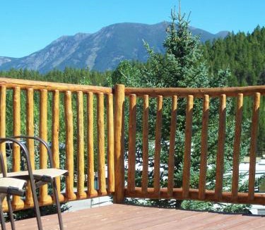 Coram Cabin | Sky Eco - General Store, Cabins & Studios
