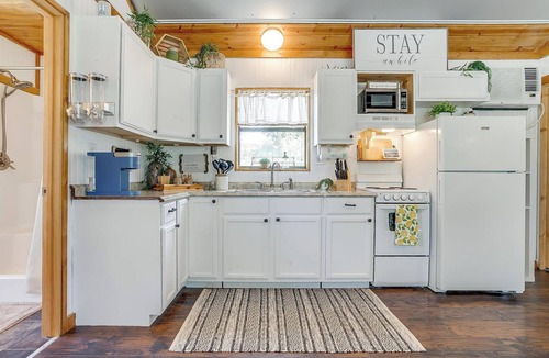 Paluxy House | Skyview Ranch King Cabin