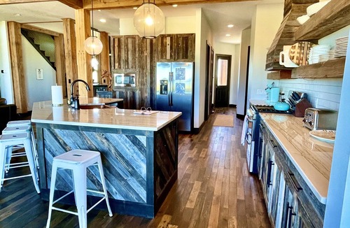 Belt House | Skywalker Ranch Estate 4 Bedroom With Mountain Views