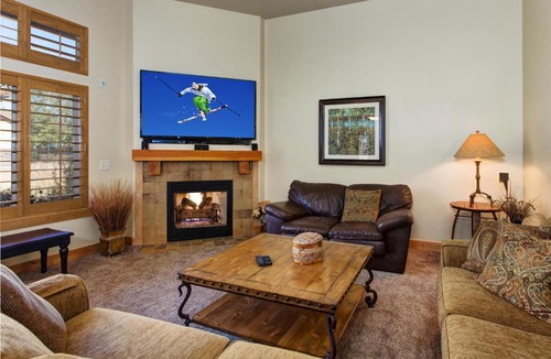 Bear Hollow Village House | Slalom Adventure