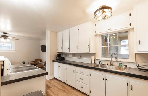 Rose Park House | Slant Streets Bungalow - Close proximity to The Hip Strip, Downtown Missoula and UM.