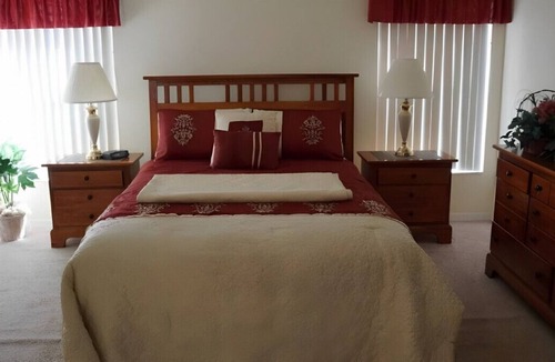 Lake Davenport Estates Villa | Sleek 4BR Vacation Villa near Theme Parks & Shops!