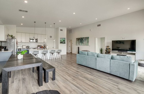 Fischer House | Sleek Home w/Pool Overlooking Canyon Lake!