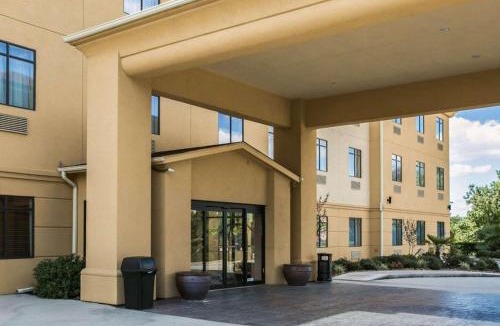 Fairbanks Hotel | Sleep Inn & Suites Hwy 290-NW Freeway