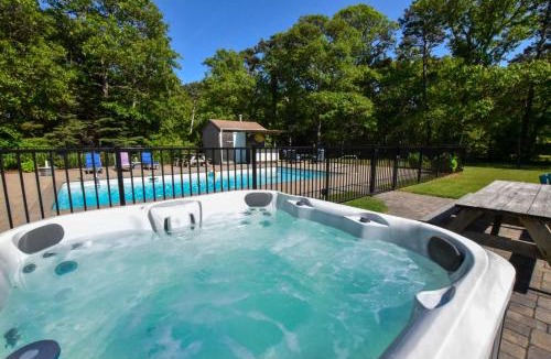 West Harwich House | Sleeps 14 Home w Pool Great for Families