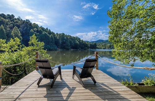 Ellijay Cabin | Sleeps 33 Private Lake Front Lodge