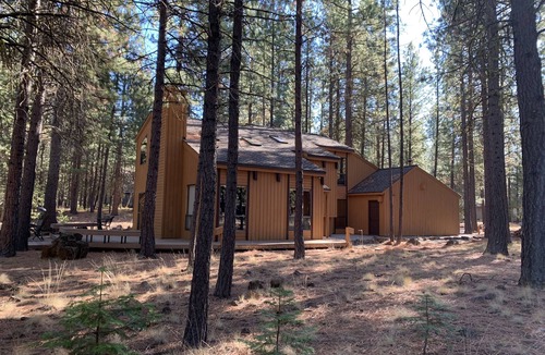 Black Butte Ranch House | SM BBR home - Perfect for two families!