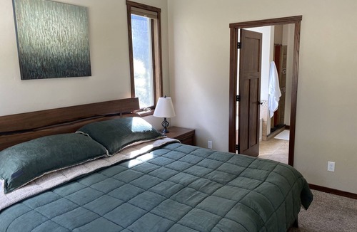 Georgetown Cabin | Snaggletooth Lodge - Summer has arrived… Come enjoy Georgetown Lake!